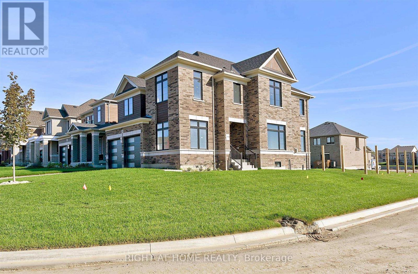 56 SPARROW WAY, Adjala-Tosorontio, Ontario