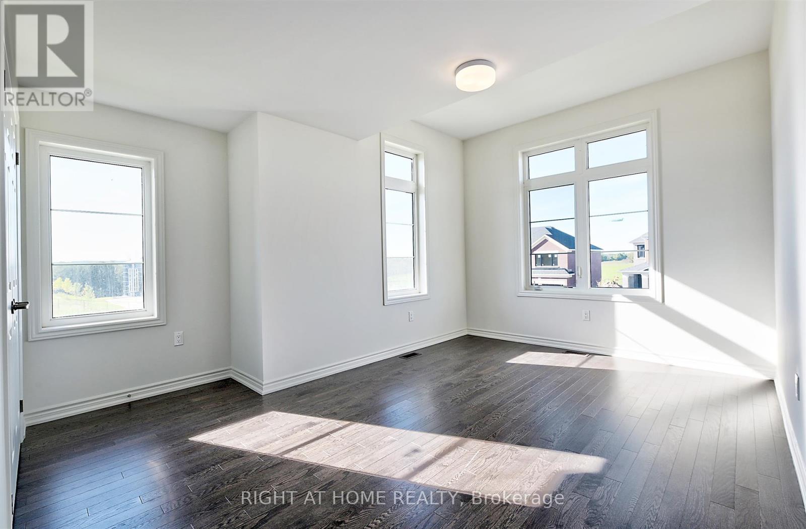 56 Sparrow Way, Adjala-Tosorontio, Ontario  L0G 1W0 - Photo 35 - N13795924