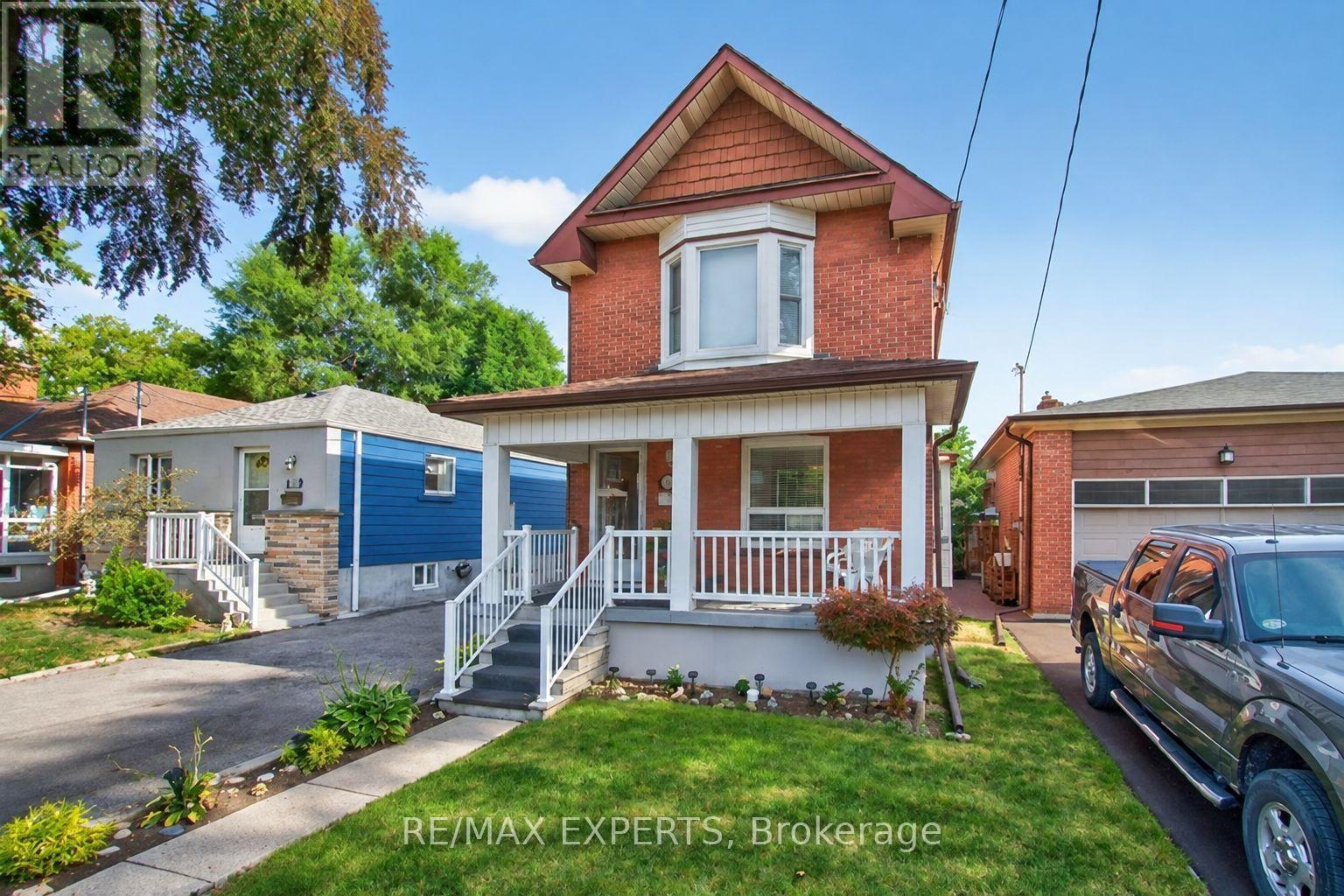 257 John Street, Toronto, Ontario  M9N 1K1 - Photo 2 - W13792134