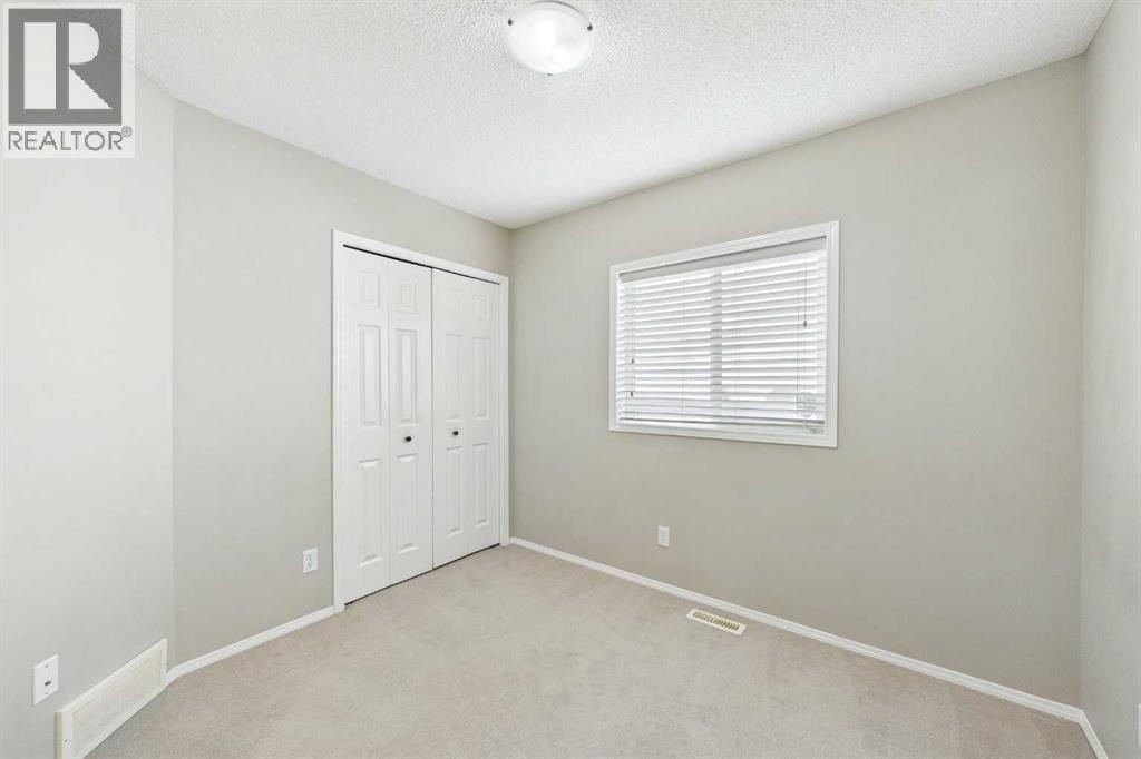 75 Everglen Road SW, Calgary, Alberta T2Y 5E9 - Photo 11 - A2346128