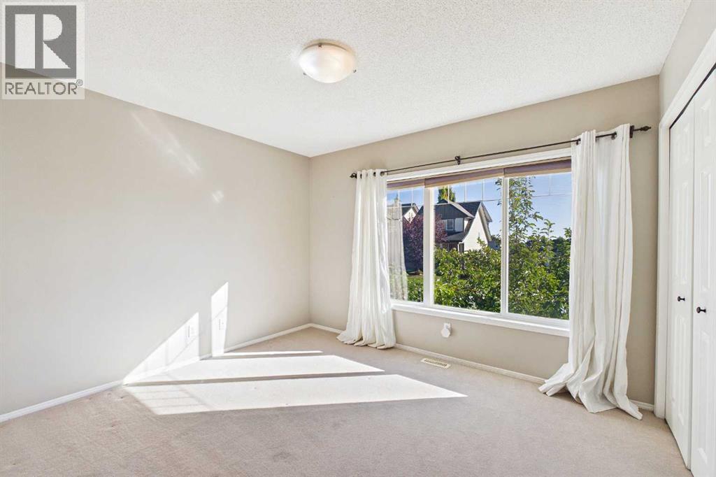 75 Everglen Road SW, Calgary, Alberta T2Y 5E9 - Photo 8 - A2346128