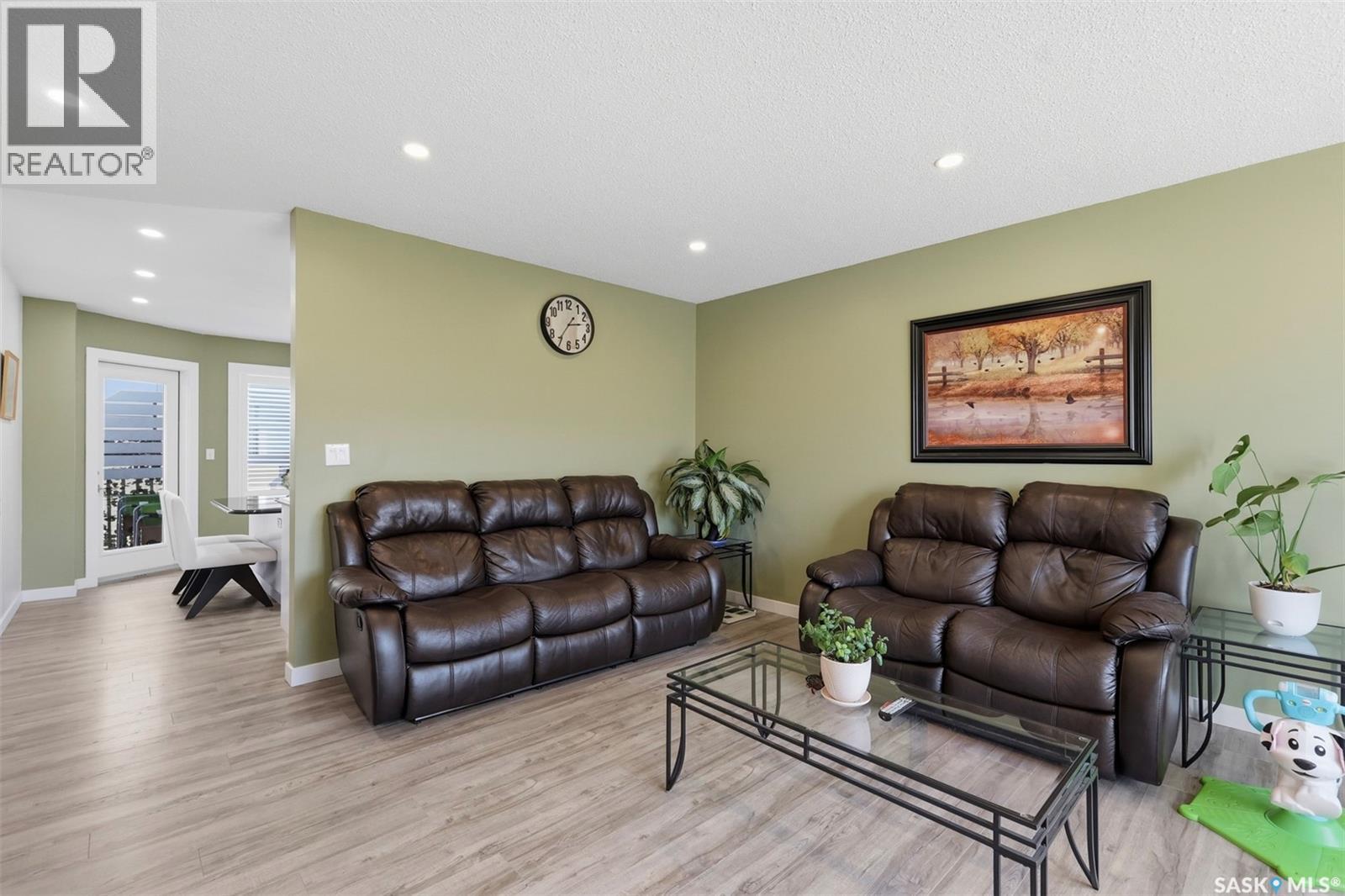 506 510 Perehudoff Crescent, Saskatoon, Saskatchewan  S7N 4H6 - Photo 6 - SK048940