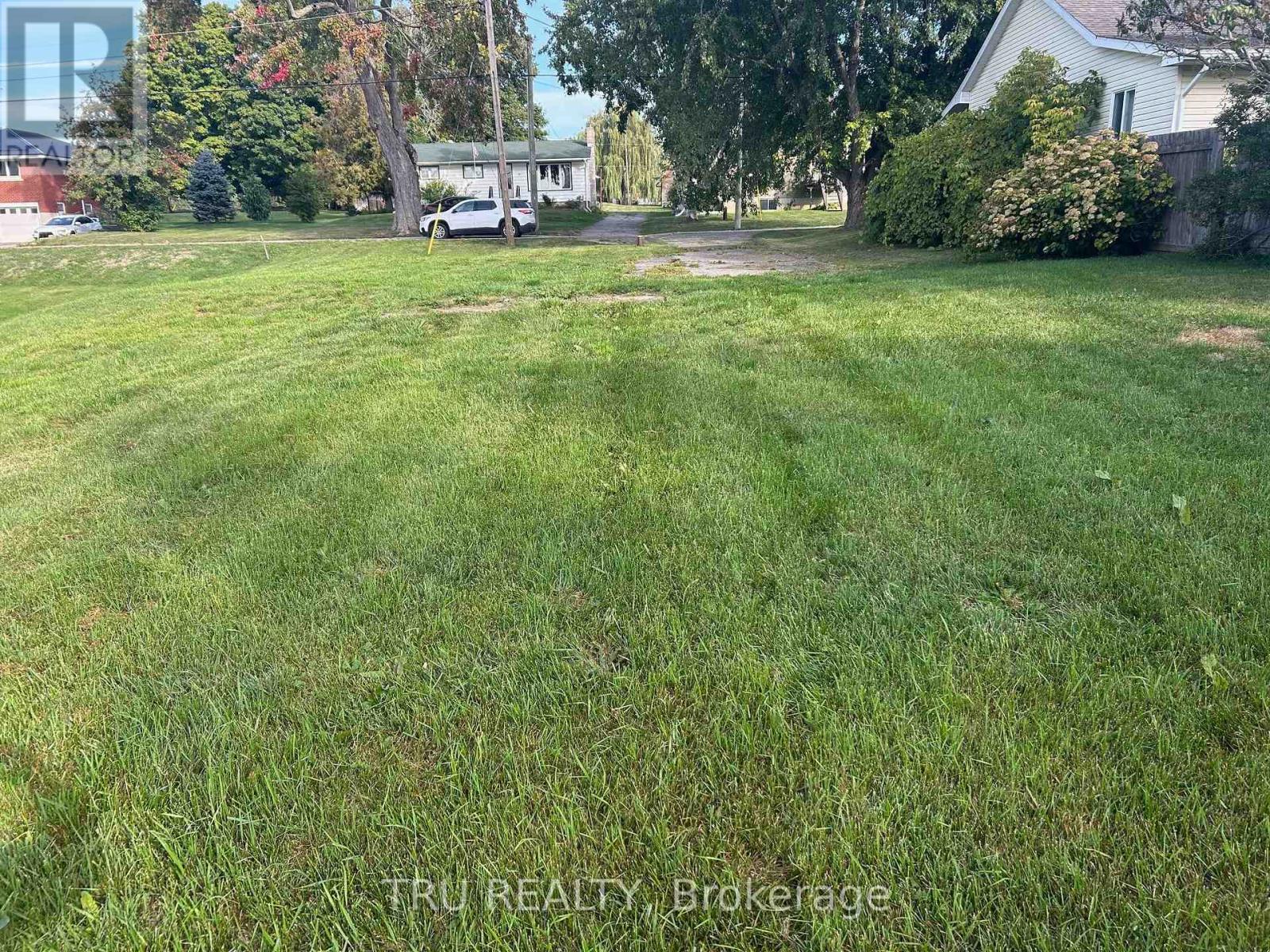 9 Wellington Street W, Athens, Ontario K0E 1B0 - Photo 1 - X13805548
