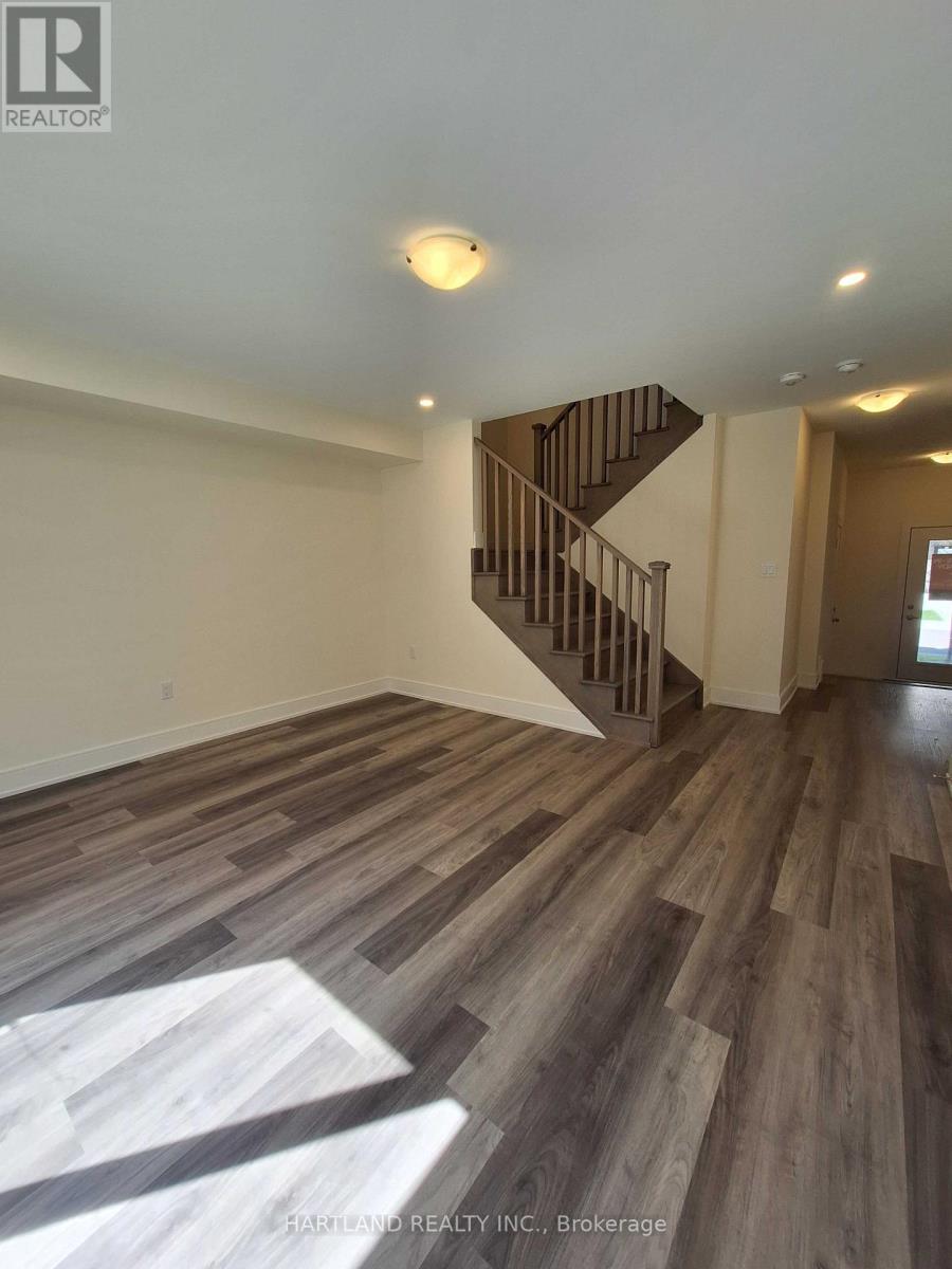 407 - 1695 Dersan Street, Pickering, Ontario  L1X 0S9 - Photo 6 - E13805546