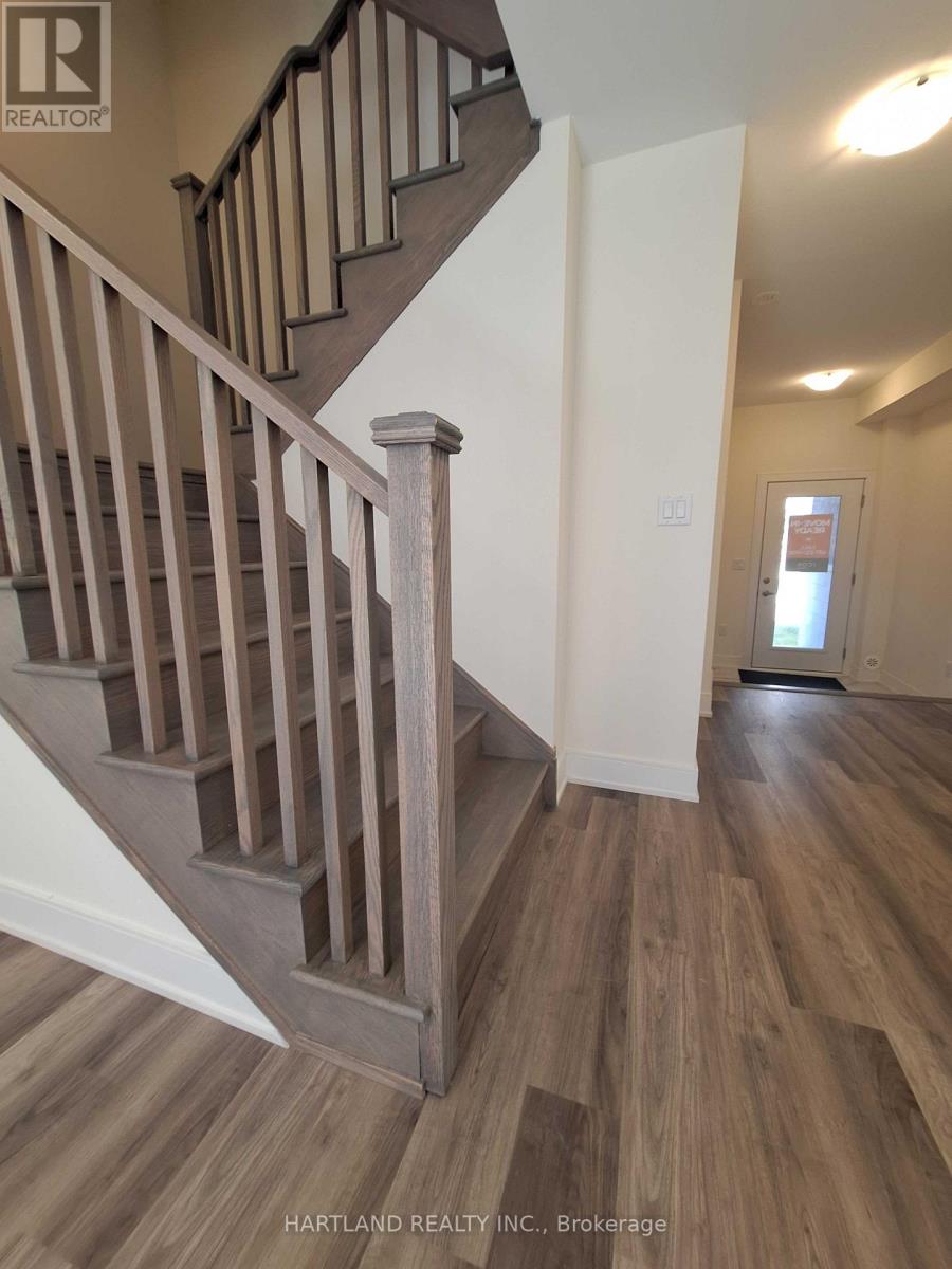 407 - 1695 Dersan Street, Pickering, Ontario  L1X 0S9 - Photo 8 - E13805546