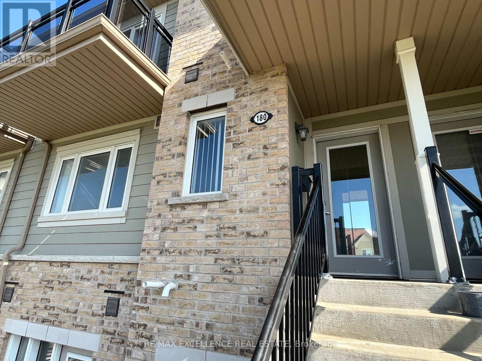 180 - 250 Sunny Meadow Boulevard, Brampton, Ontario  L6R 3Y6 - Photo 2 - W13805532