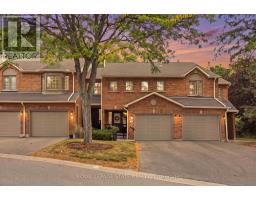 2 - 14 HUNTINGWOOD AVENUE, Hamilton, Ontario