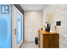20 MANETT CRESCENT, Brampton, Ontario