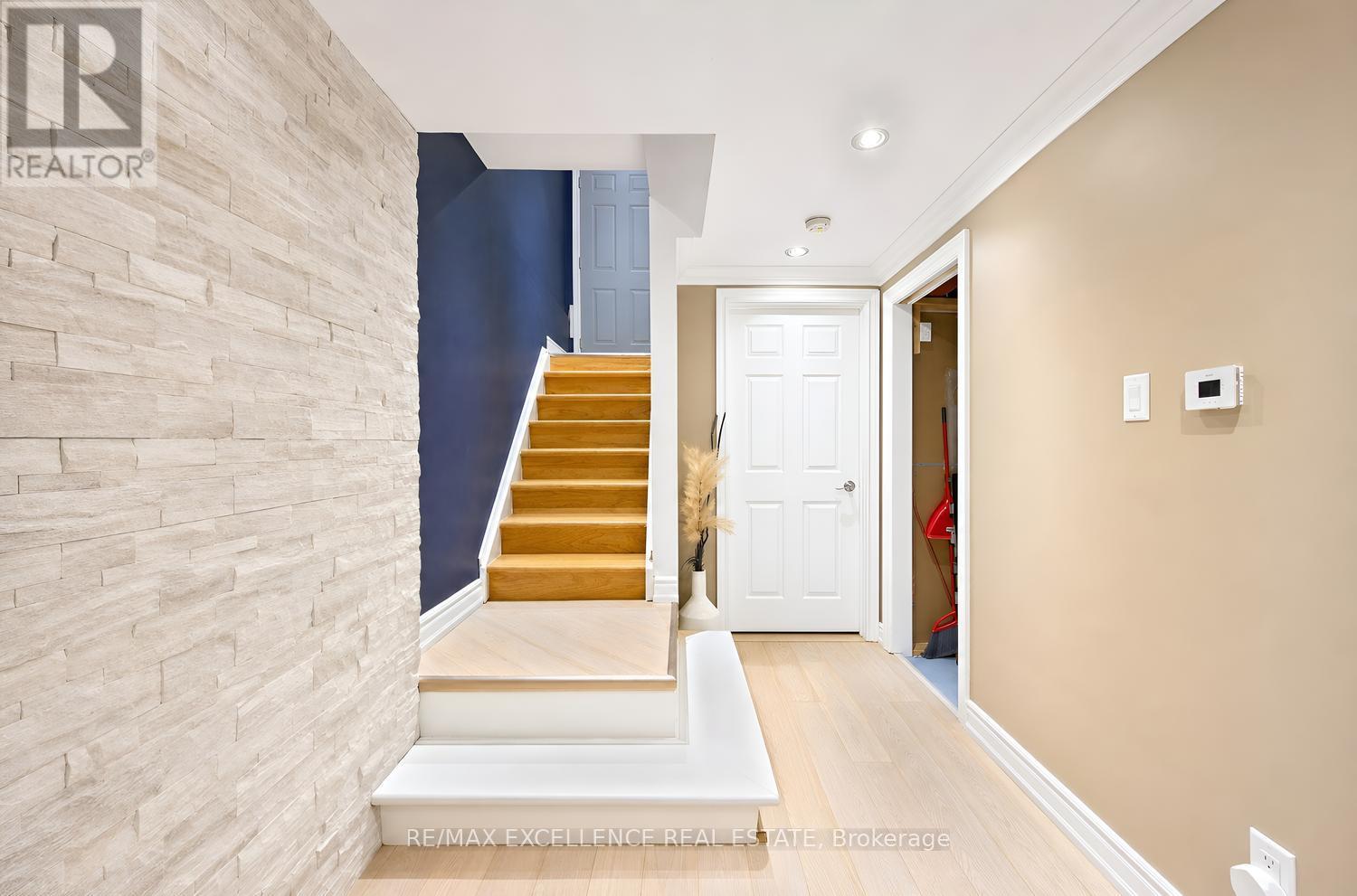 20 Manett Crescent, Brampton, Ontario  L6X 4X4 - Photo 33 - W13770506