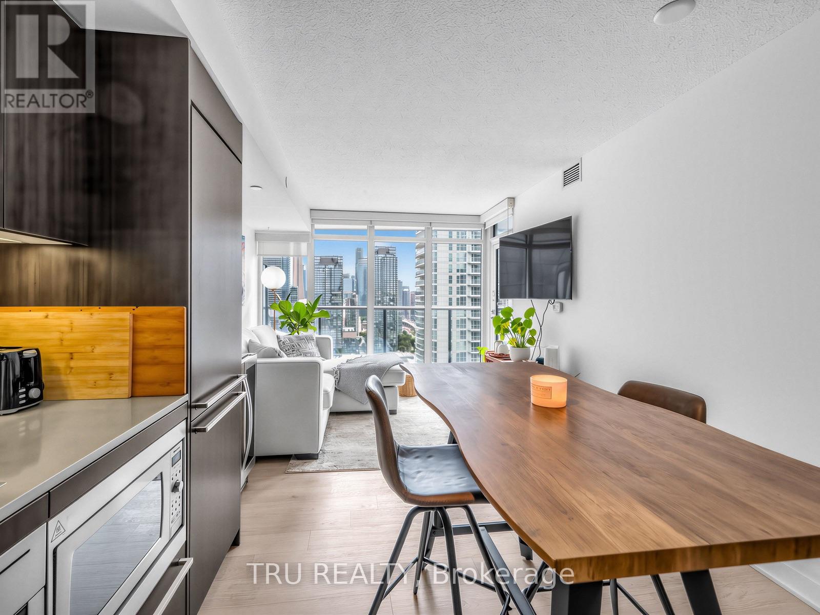 3210 - 70 Queens Wharf Road, Toronto, Ontario  M5V 0J2 - Photo 11 - C13805552