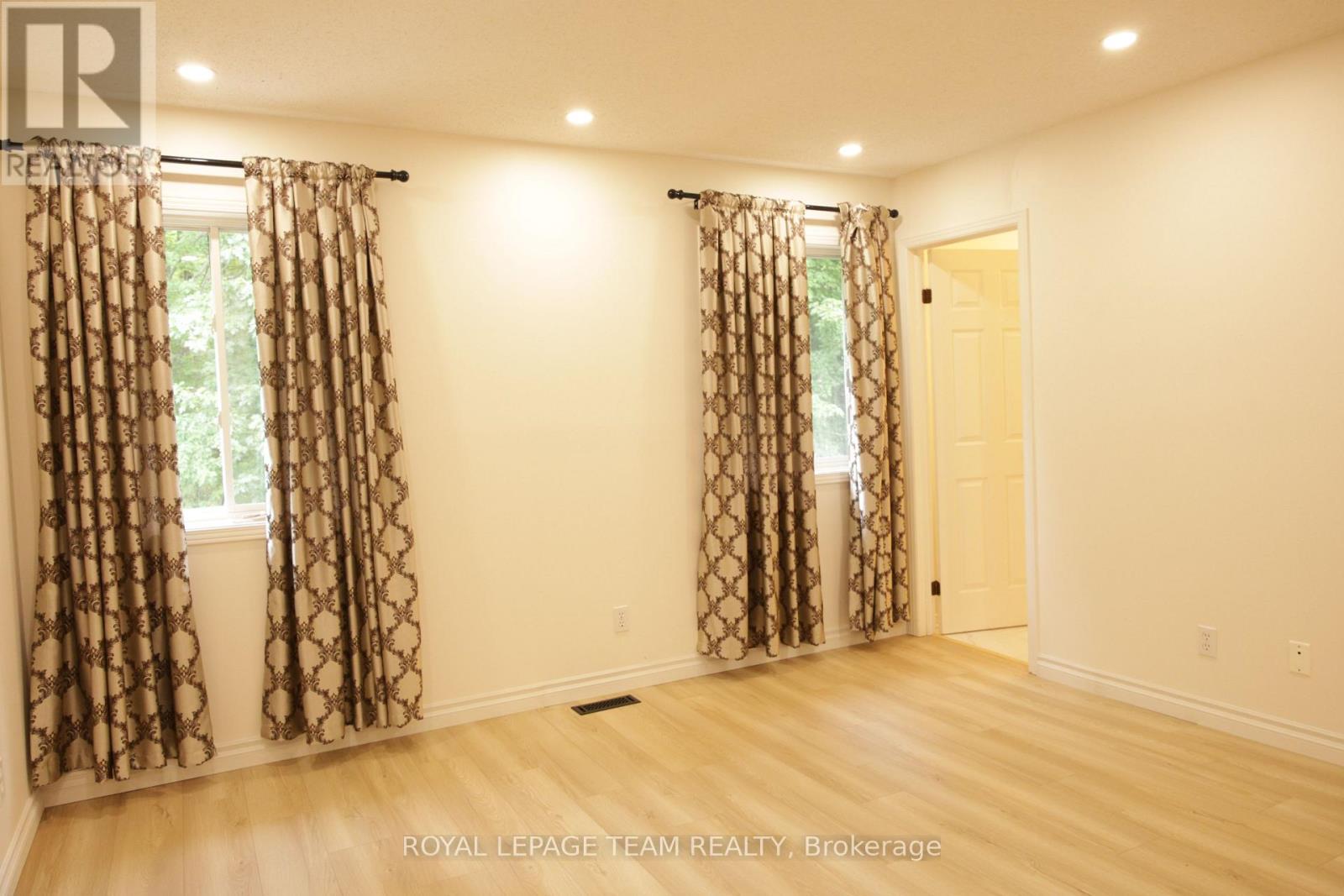 97 Springcreek Crescent, Ottawa, Ontario  K2M 2K8 - Photo 13 - X13805562
