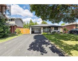 83 DELMAR DRIVE, Hamilton, Ontario