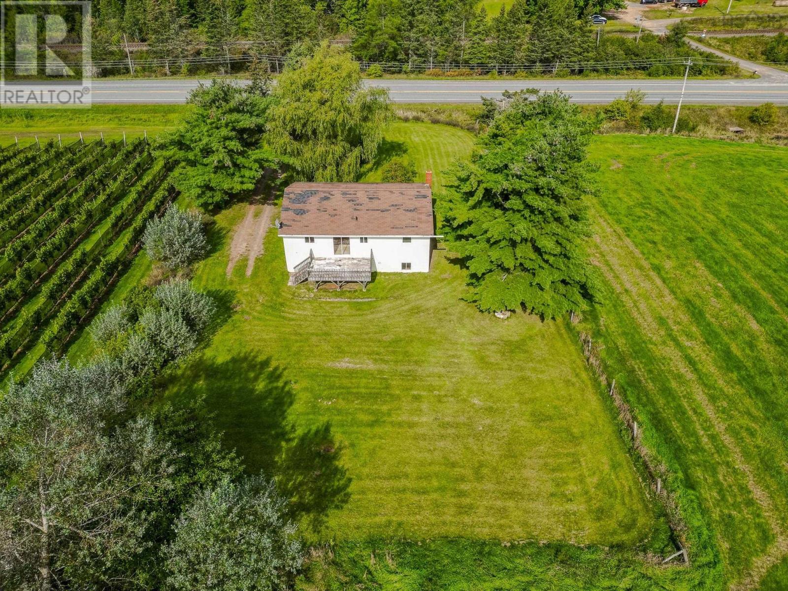 660 Highway 2, Stewiacke, Nova Scotia  B0N 2J0 - Photo 3 - 202623846