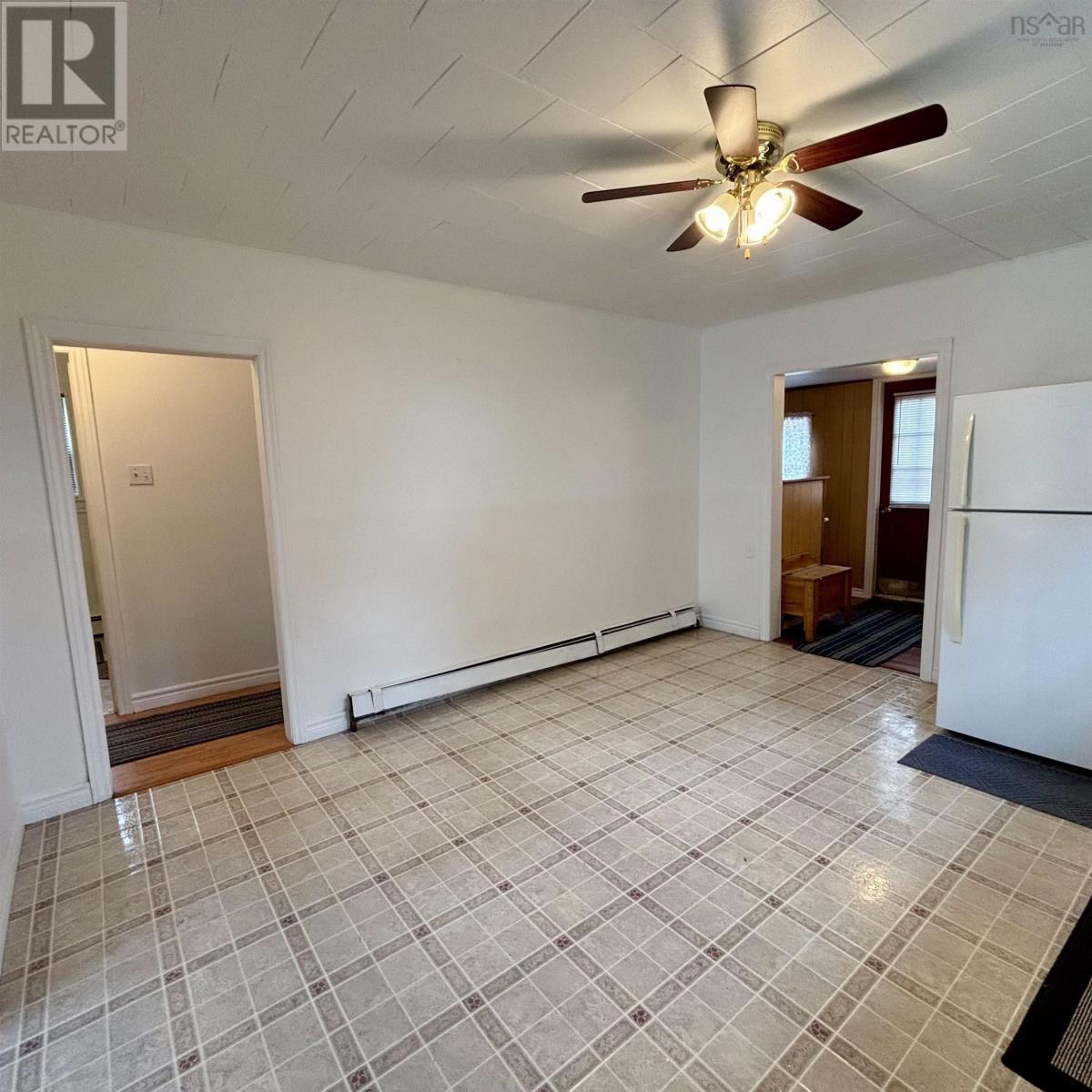 743 Maple Street, New Waterford, Nova Scotia  B1H 3R6 - Photo 11 - 202623849
