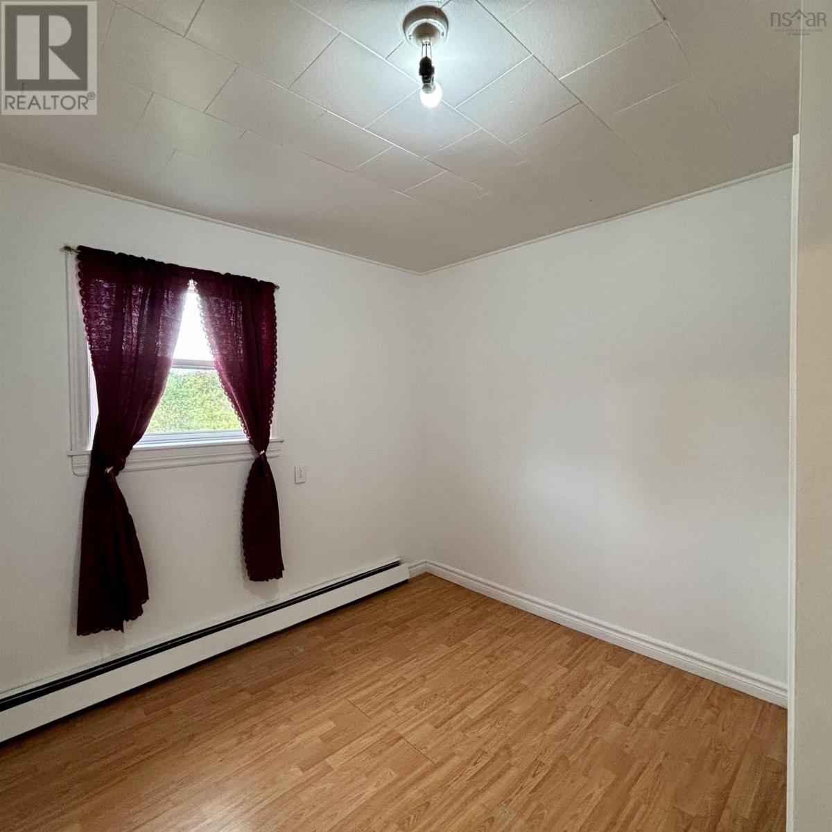 743 Maple Street, New Waterford, Nova Scotia  B1H 3R6 - Photo 17 - 202623849