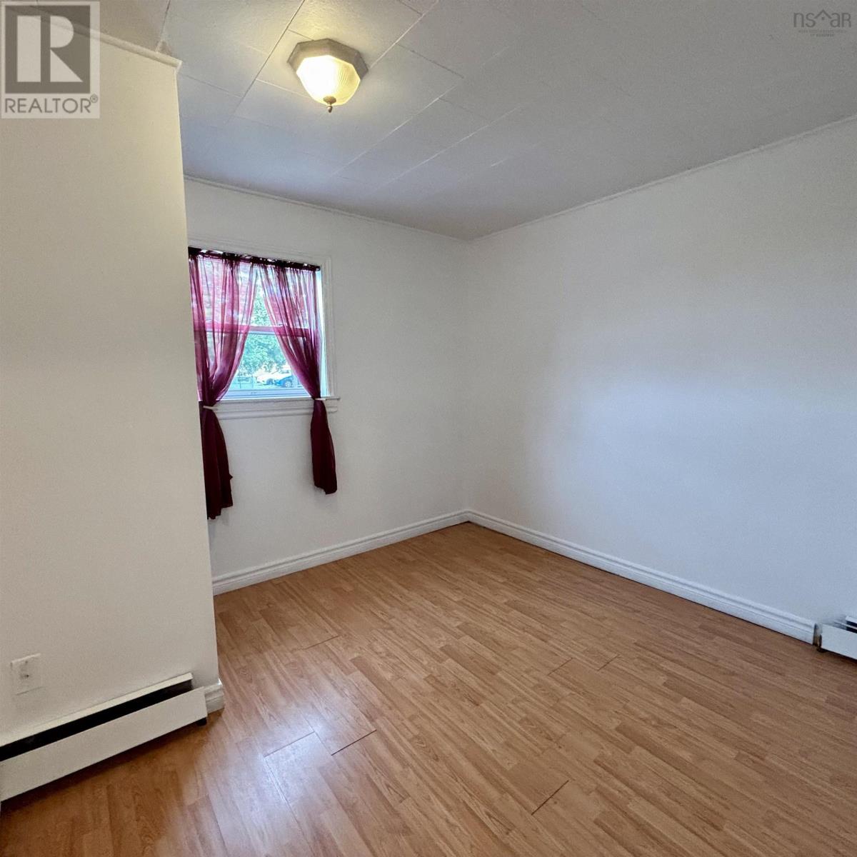 743 Maple Street, New Waterford, Nova Scotia  B1H 3R6 - Photo 19 - 202623849