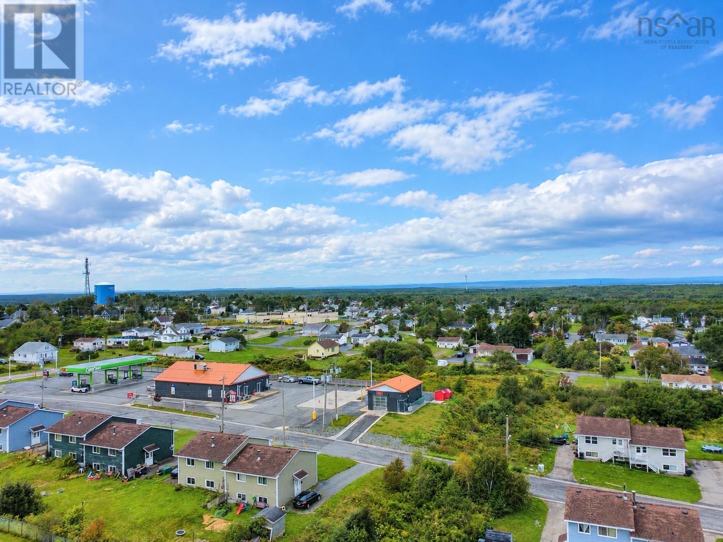 743 Maple Street, New Waterford, Nova Scotia  B1H 3R6 - Photo 6 - 202623849