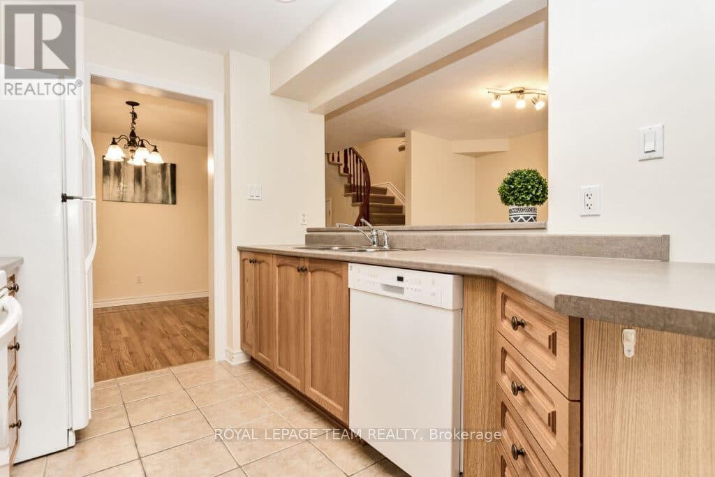 122 Saddlesmith Circle, Ottawa, Ontario  K2M 2Y6 - Photo 13 - X13805604