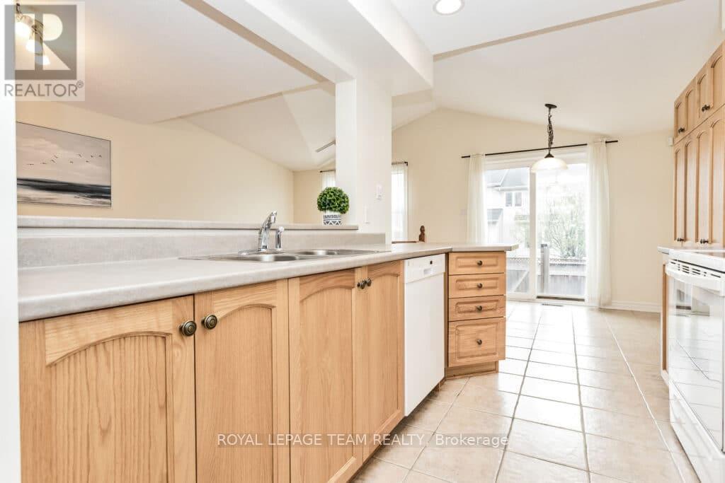 122 Saddlesmith Circle, Ottawa, Ontario  K2M 2Y6 - Photo 14 - X13805604