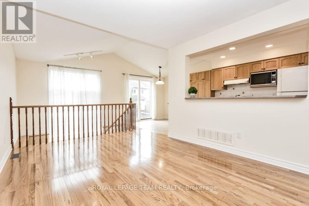 122 Saddlesmith Circle, Ottawa, Ontario  K2M 2Y6 - Photo 8 - X13805604