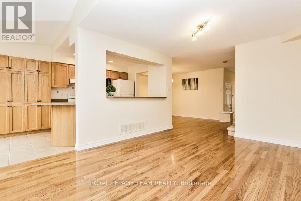 122 Saddlesmith Circle, Ottawa, Ontario  K2M 2Y6 - Photo 9 - X13805604
