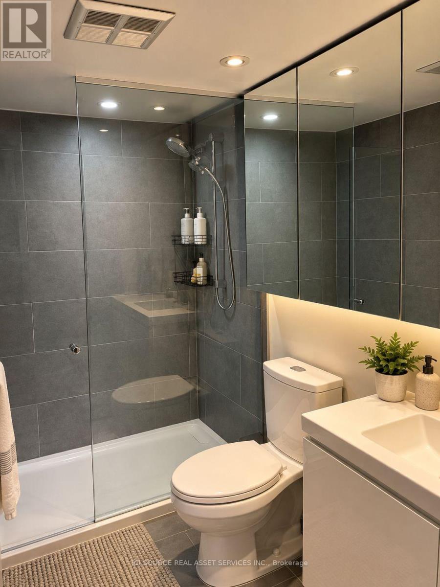 1226 - 77 Maitland Place, Toronto, Ontario  M4Y 2V6 - Photo 10 - C13805598