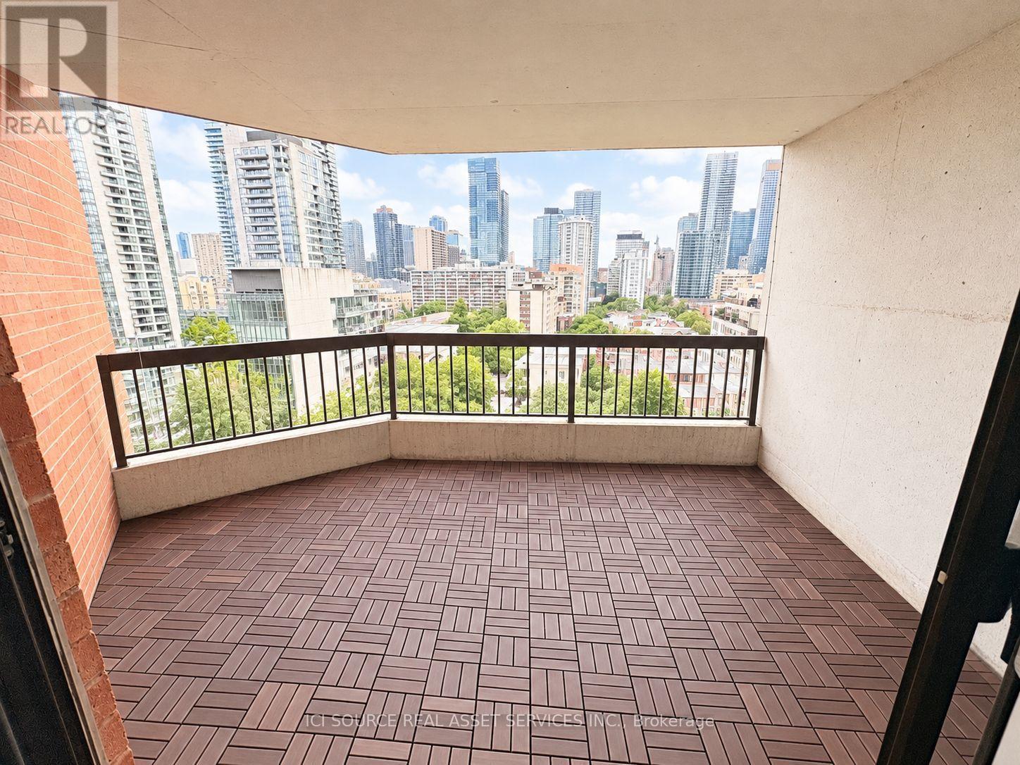 1226 - 77 Maitland Place, Toronto, Ontario  M4Y 2V6 - Photo 15 - C13805598