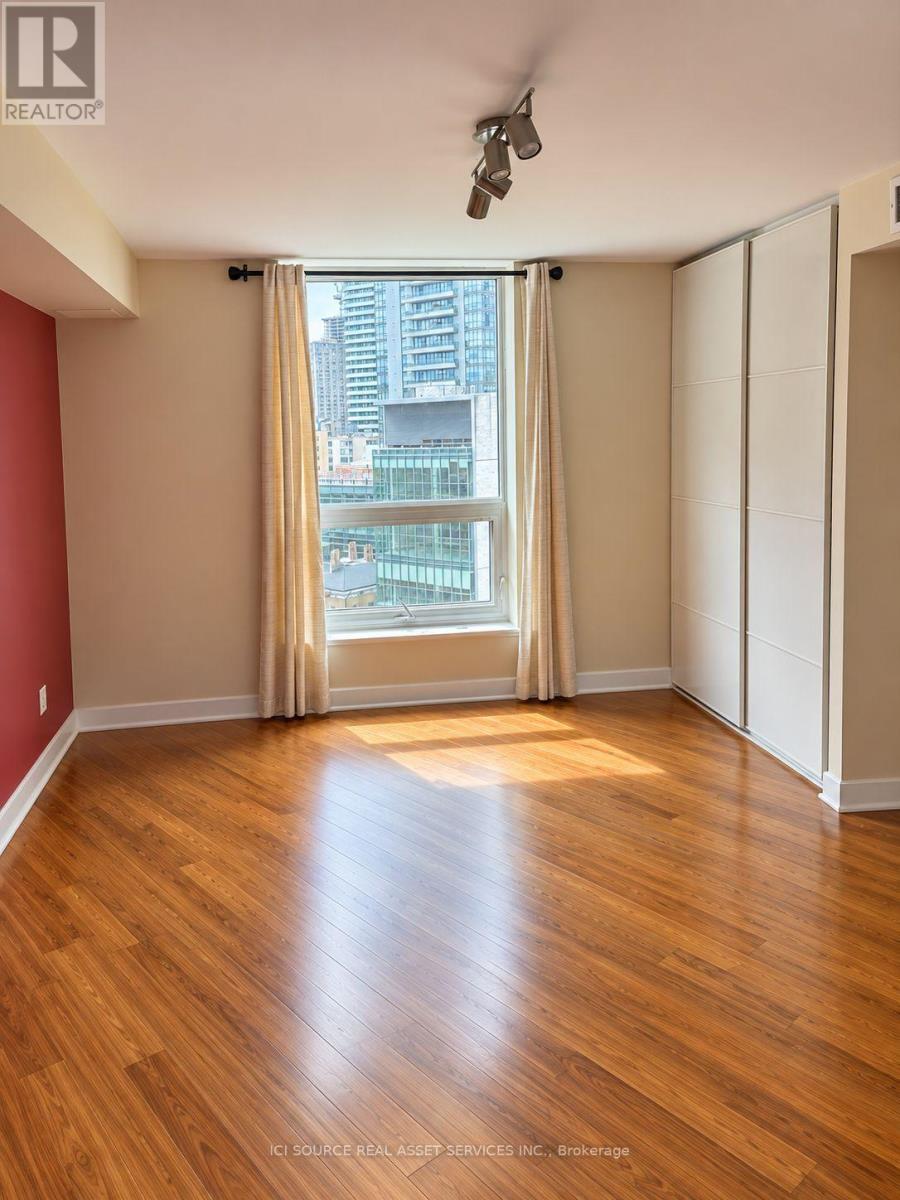 1226 - 77 Maitland Place, Toronto, Ontario  M4Y 2V6 - Photo 9 - C13805598