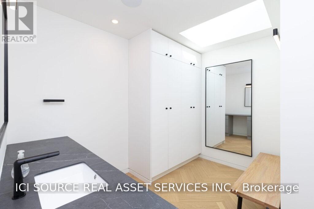 R - 60 Jones Avenue, Toronto, Ontario  M4M 2Z8 - Photo 15 - E13805578