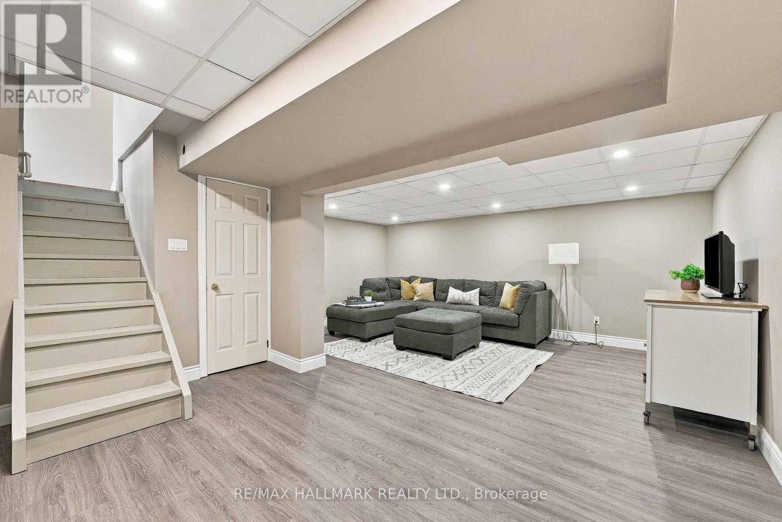 166 Hillcrest Drive, East Gwillimbury, Ontario L9N 0E5 - Photo 31 - N13805592