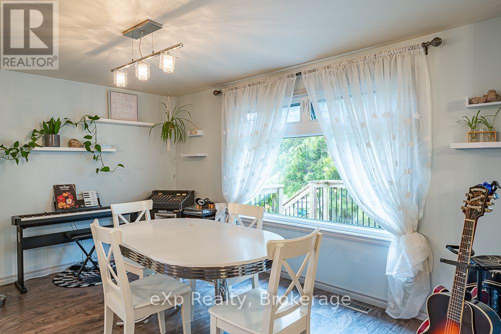 15 Howdenvale Road, South Bruce Peninsula, Ontario  N0H 1X0 - Photo 10 - X13805606