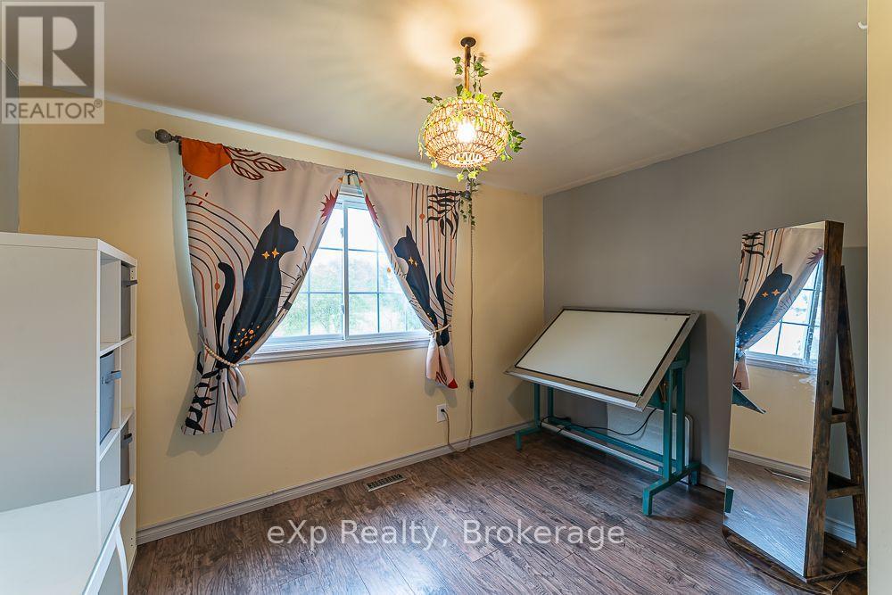 15 Howdenvale Road, South Bruce Peninsula, Ontario  N0H 1X0 - Photo 28 - X13805606