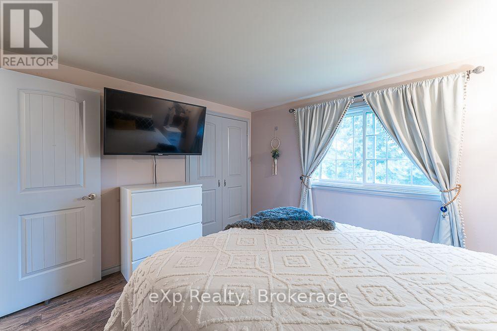 15 Howdenvale Road, South Bruce Peninsula, Ontario  N0H 1X0 - Photo 30 - X13805606