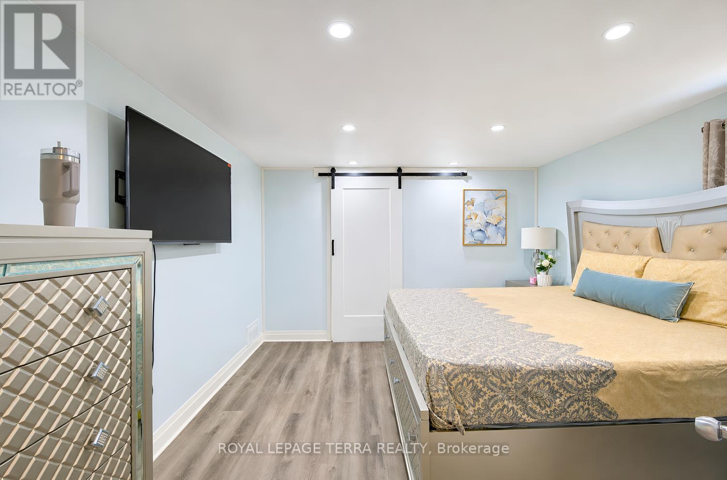 1571 Lewisham Drive, Mississauga, Ontario  L5J 3R2 - Photo 28 - W13800140
