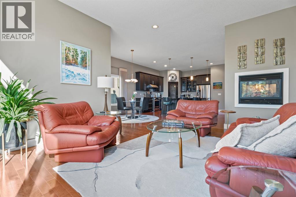 53 Crystal Green Drive, Okotoks, Alberta  T1S 2N7 - Photo 11 - A2346575