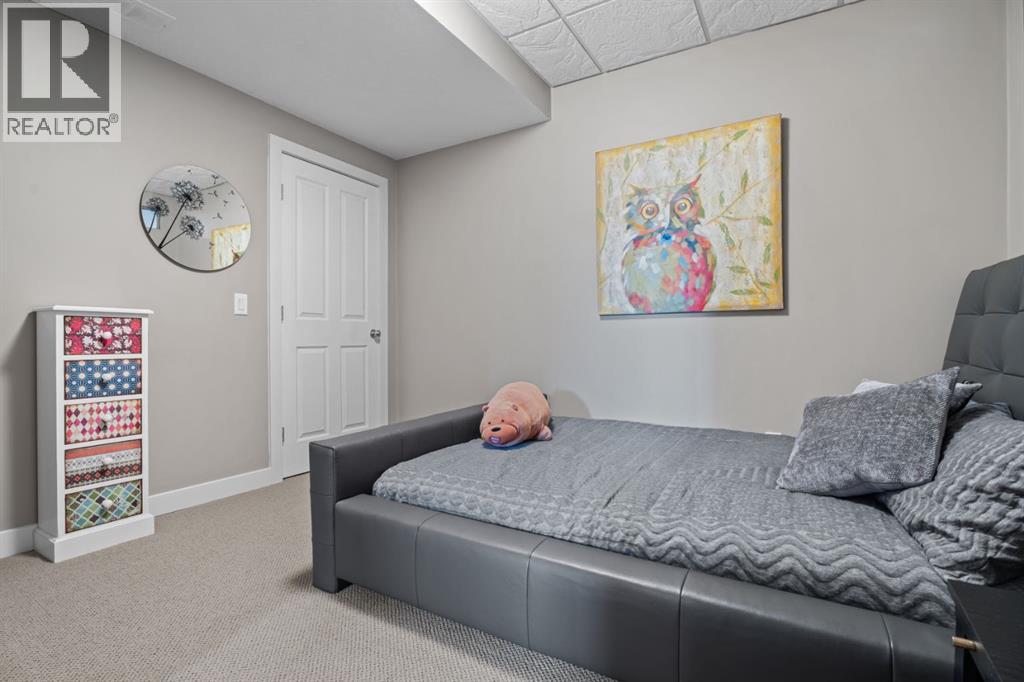53 Crystal Green Drive, Okotoks, Alberta  T1S 2N7 - Photo 32 - A2346575