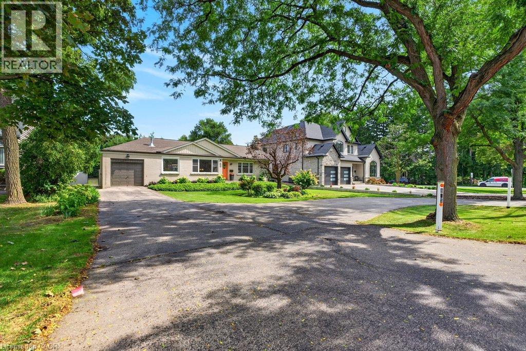 825 King Road, Burlington, Ontario  L7T 3K8 - Photo 3 - 40856892