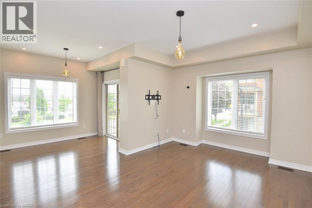 257 Parkside Drive Unit# 36, Waterdown, Ontario  L0R 2H0 - Photo 6 - 40864147