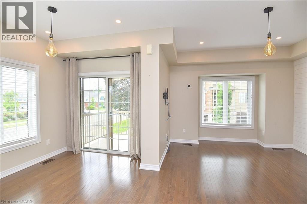 257 Parkside Drive Unit# 36, Waterdown, Ontario  L0R 2H0 - Photo 4 - 40864147