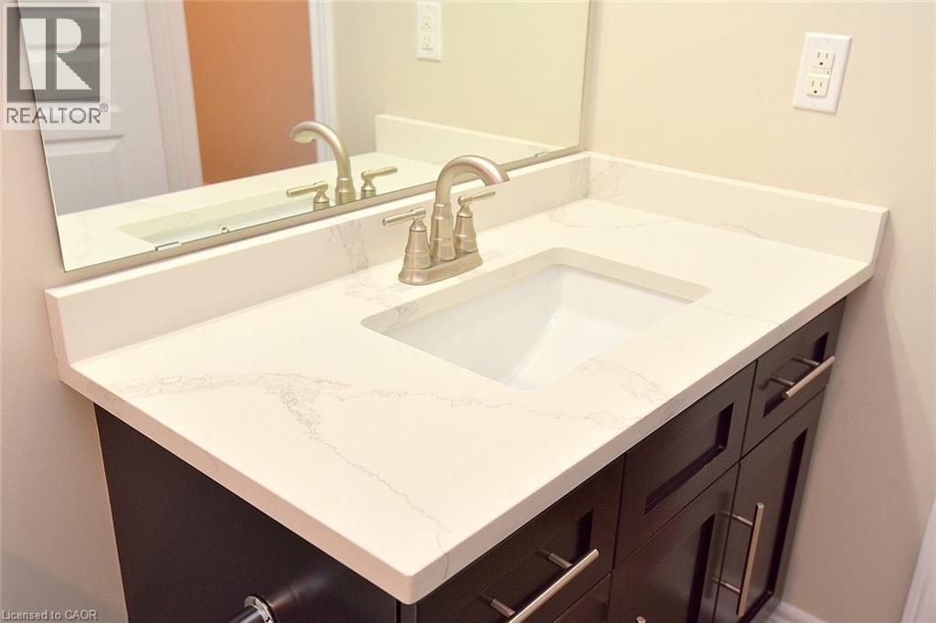 257 Parkside Drive Unit# 36, Waterdown, Ontario  L0R 2H0 - Photo 30 - 40864147