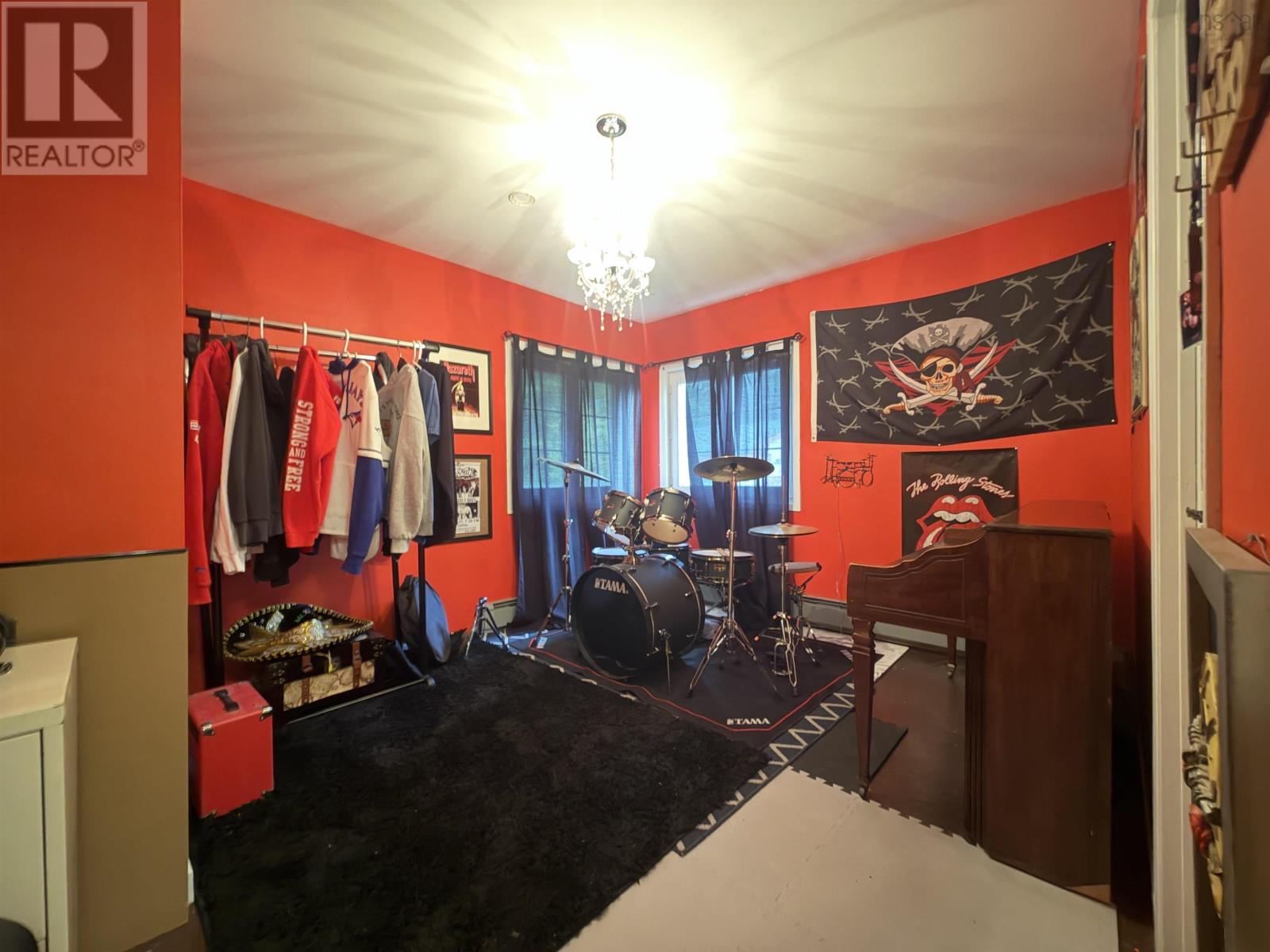 picture 23