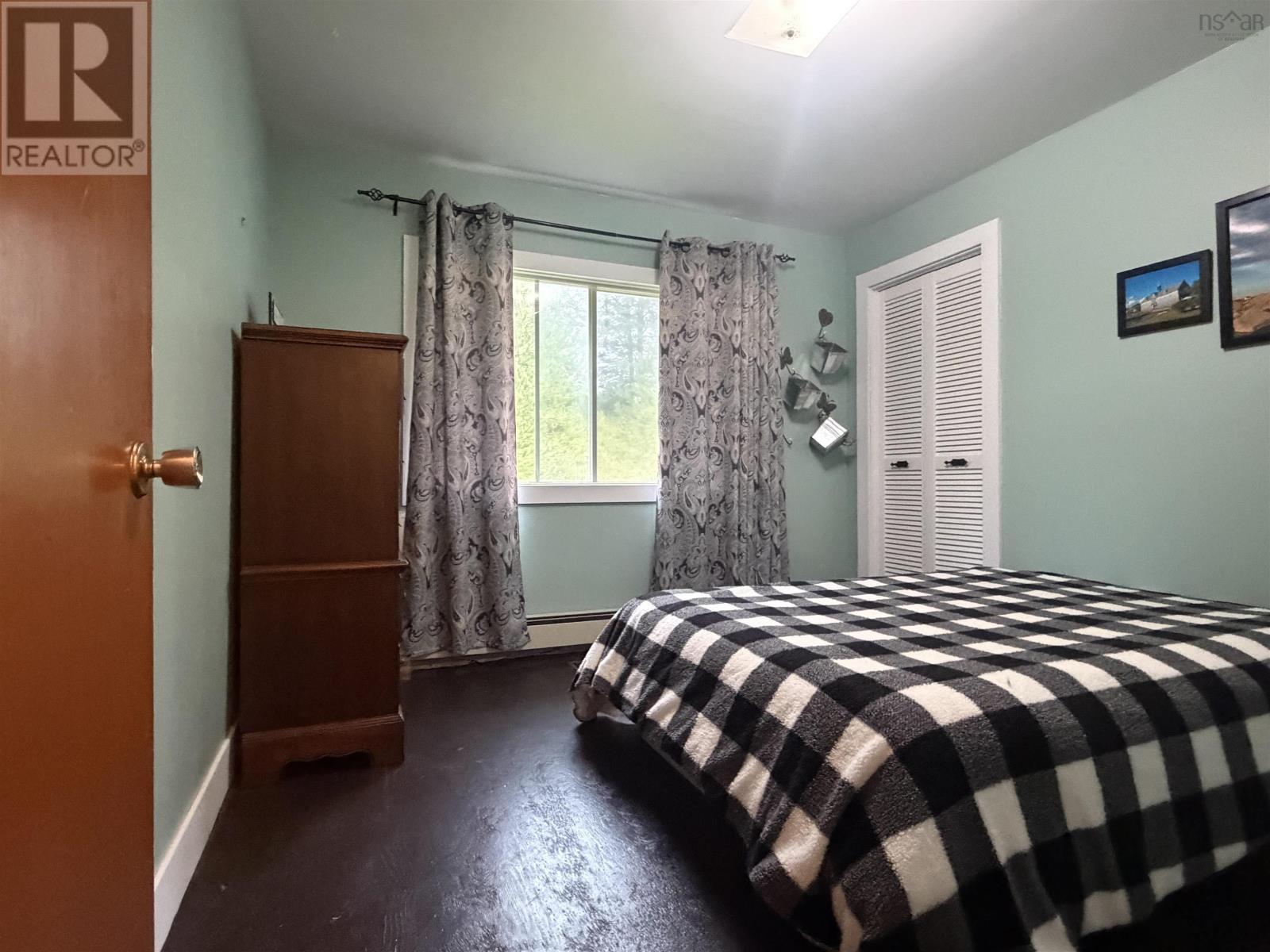 picture 28