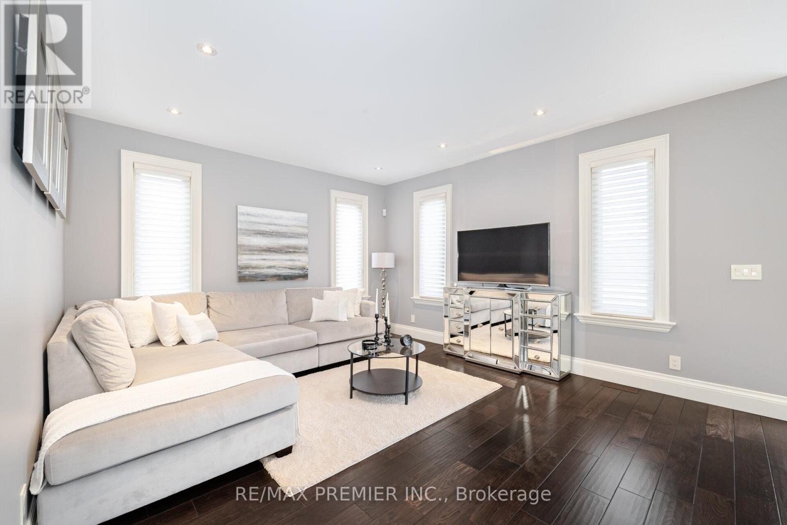 28 Ellerby Square N, Vaughan, Ontario  L4L 1N1 - Photo 14 - N13805628