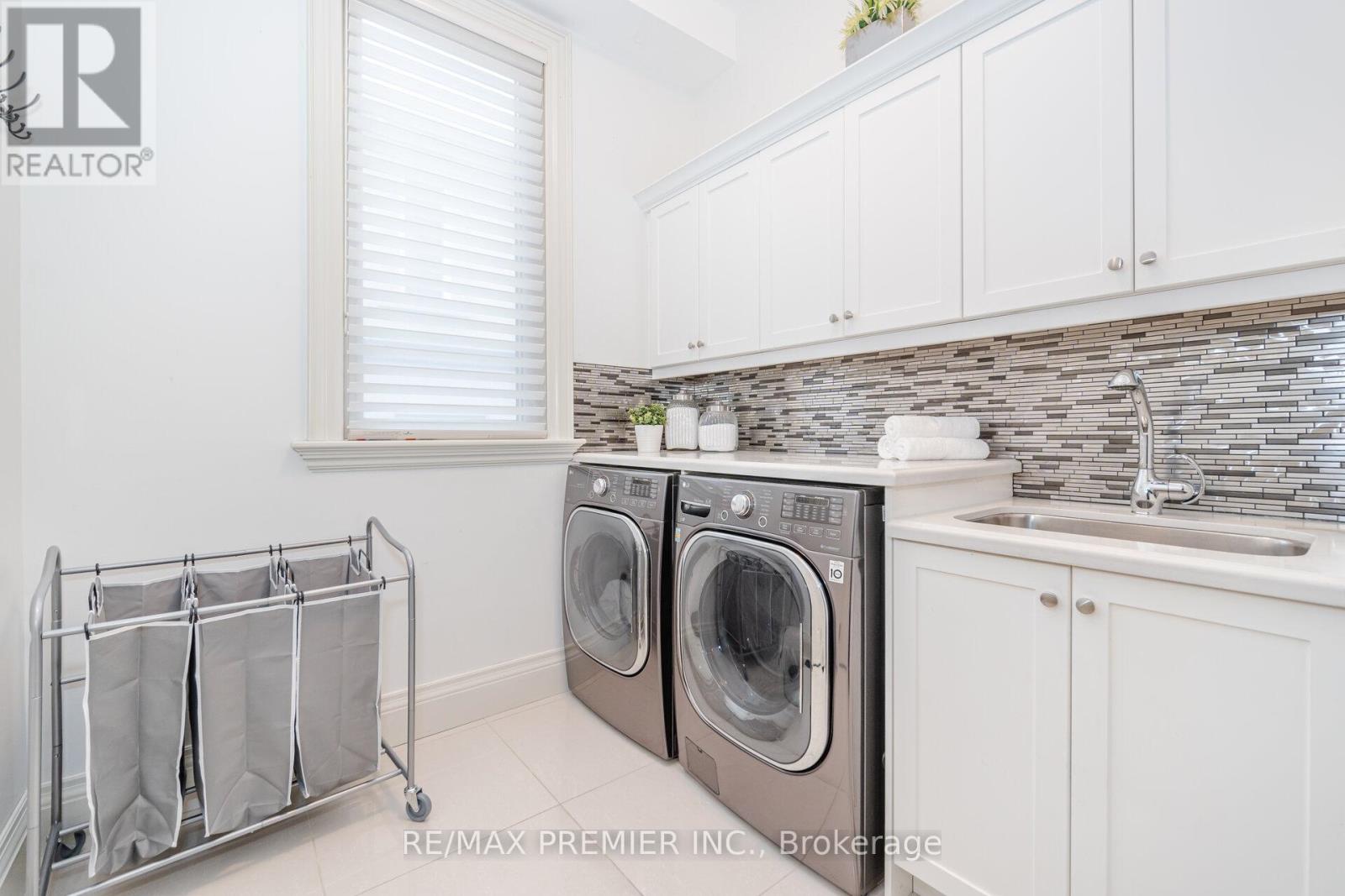 28 Ellerby Square N, Vaughan, Ontario  L4L 1N1 - Photo 16 - N13805628