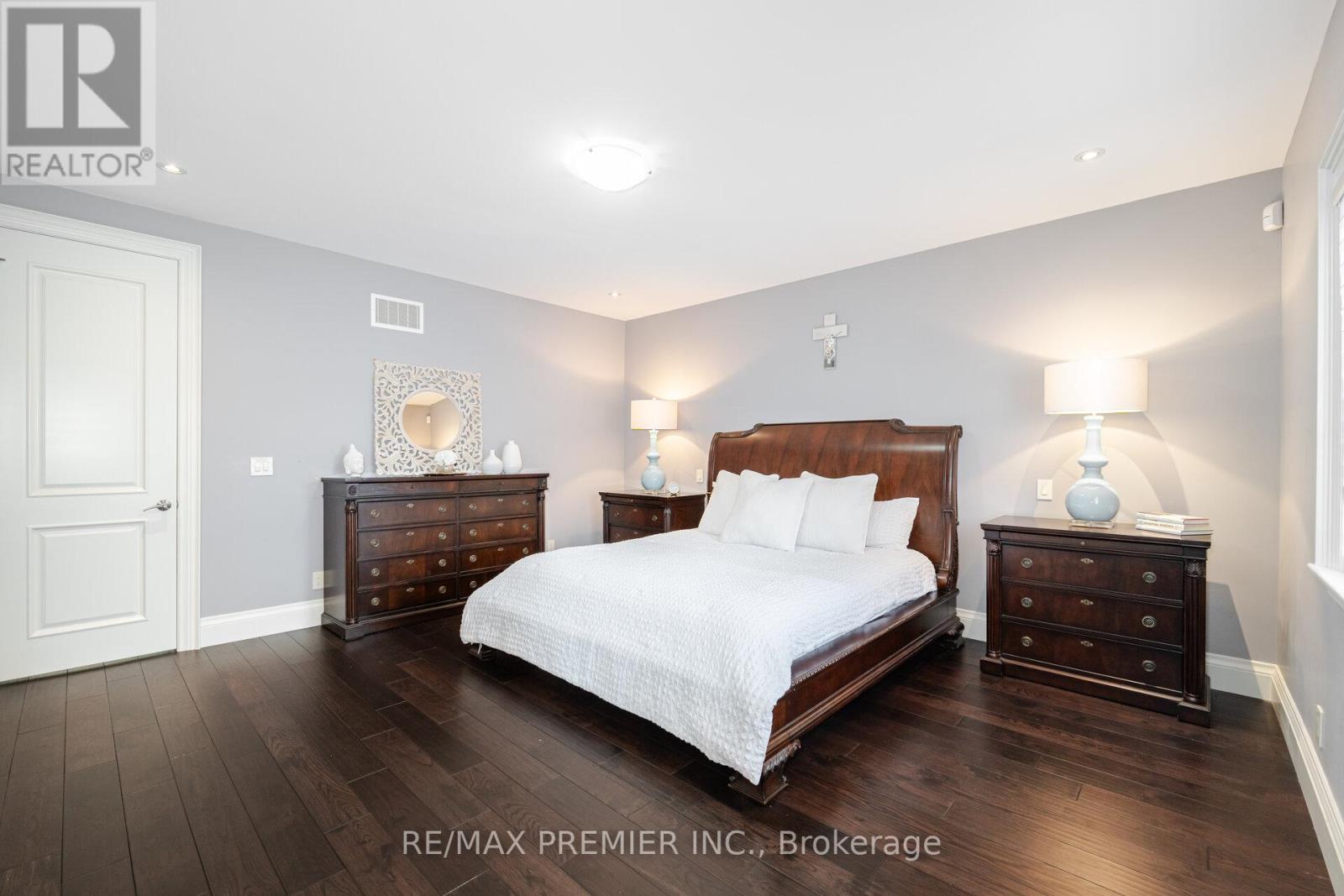 28 Ellerby Square N, Vaughan, Ontario  L4L 1N1 - Photo 18 - N13805628