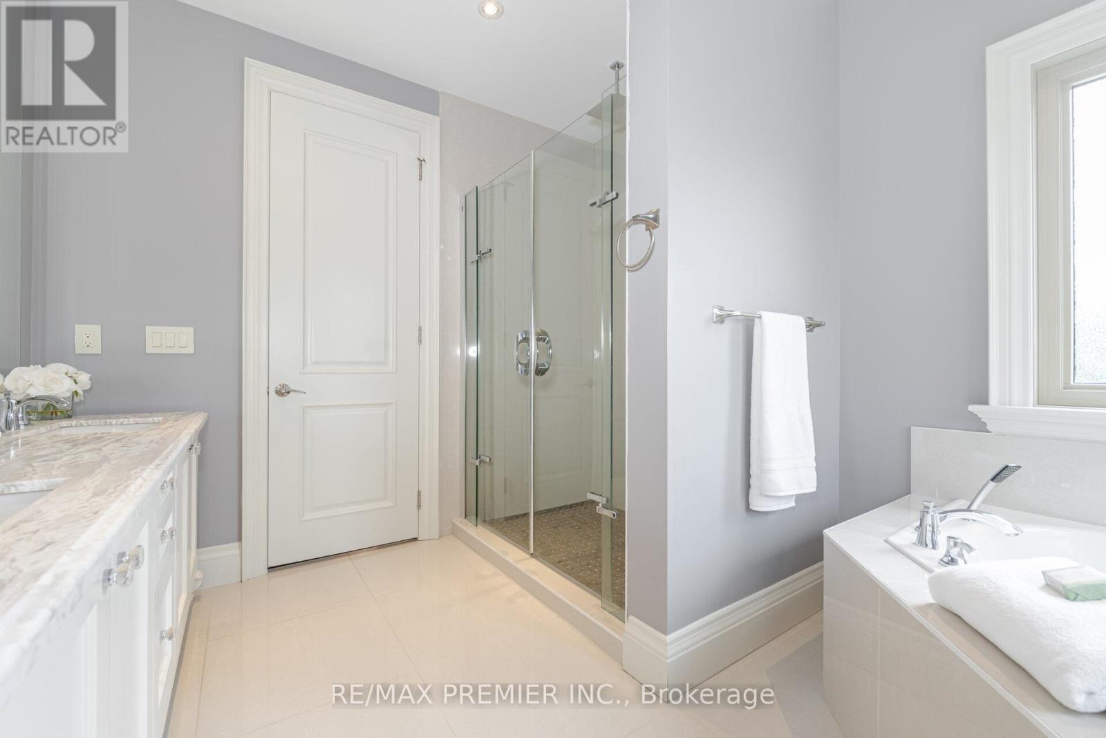 28 Ellerby Square N, Vaughan, Ontario  L4L 1N1 - Photo 20 - N13805628
