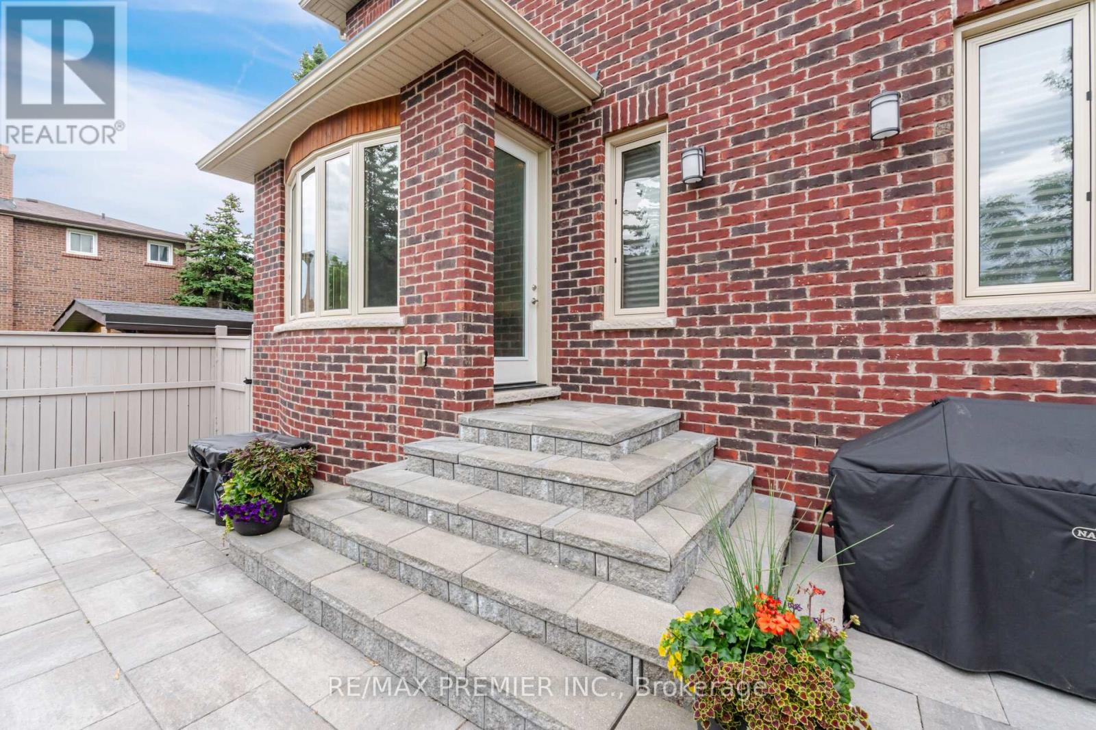 28 Ellerby Square N, Vaughan, Ontario  L4L 1N1 - Photo 34 - N13805628