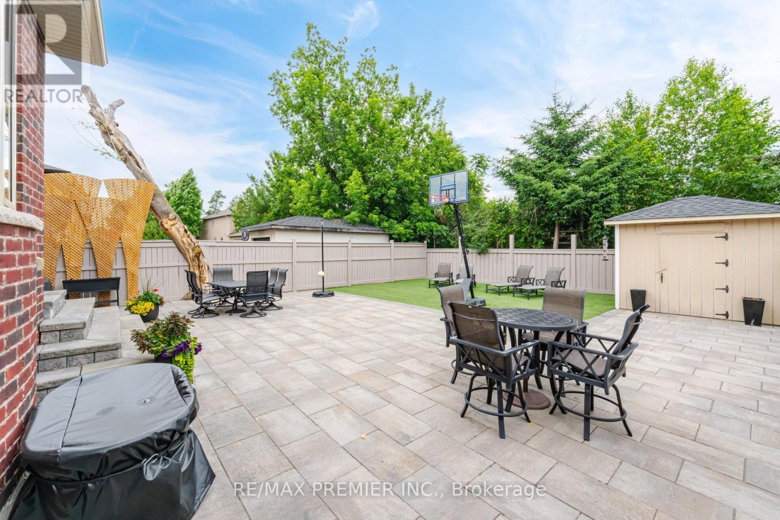 28 Ellerby Square N, Vaughan, Ontario  L4L 1N1 - Photo 35 - N13805628