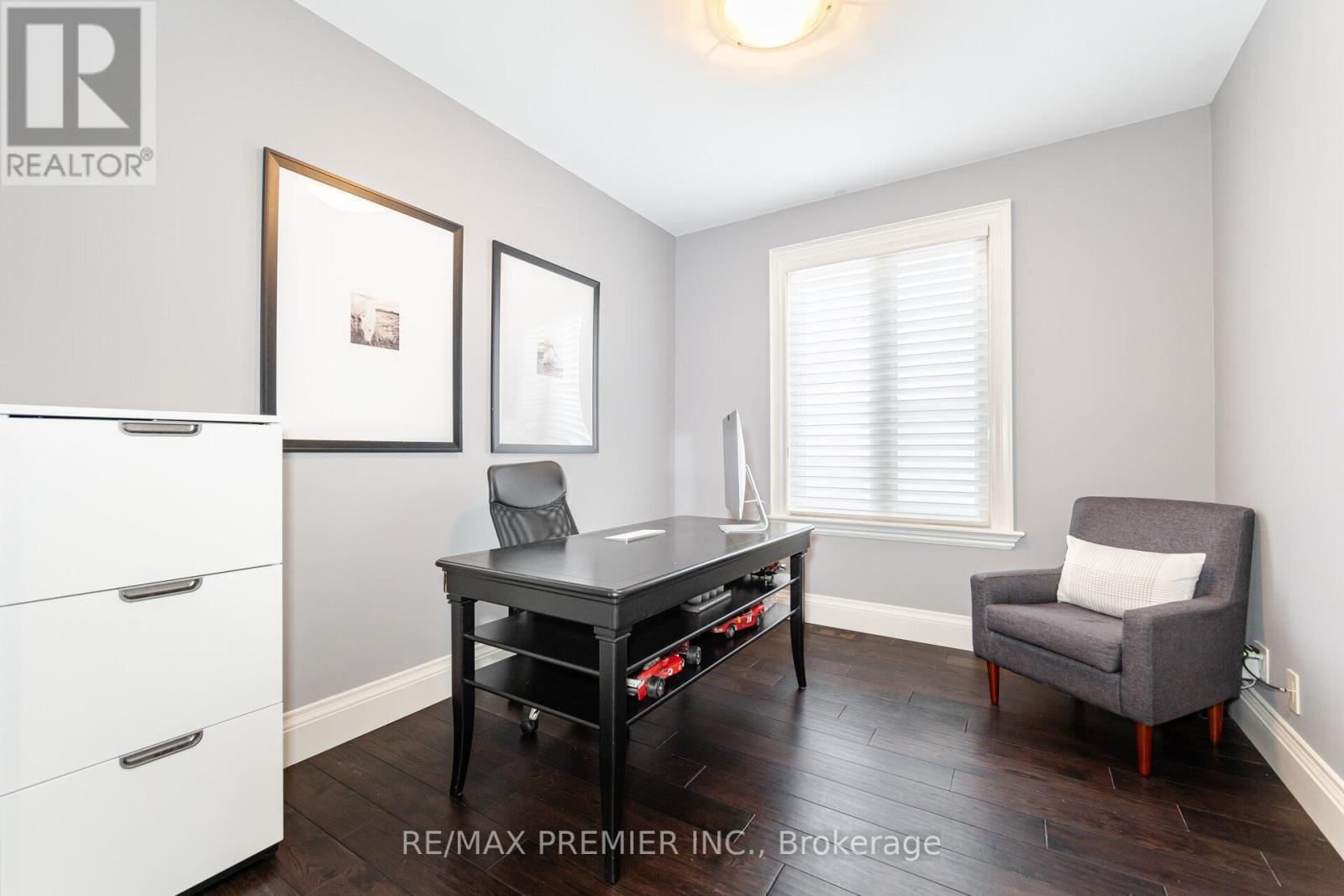 28 Ellerby Square N, Vaughan, Ontario  L4L 1N1 - Photo 9 - N13805628