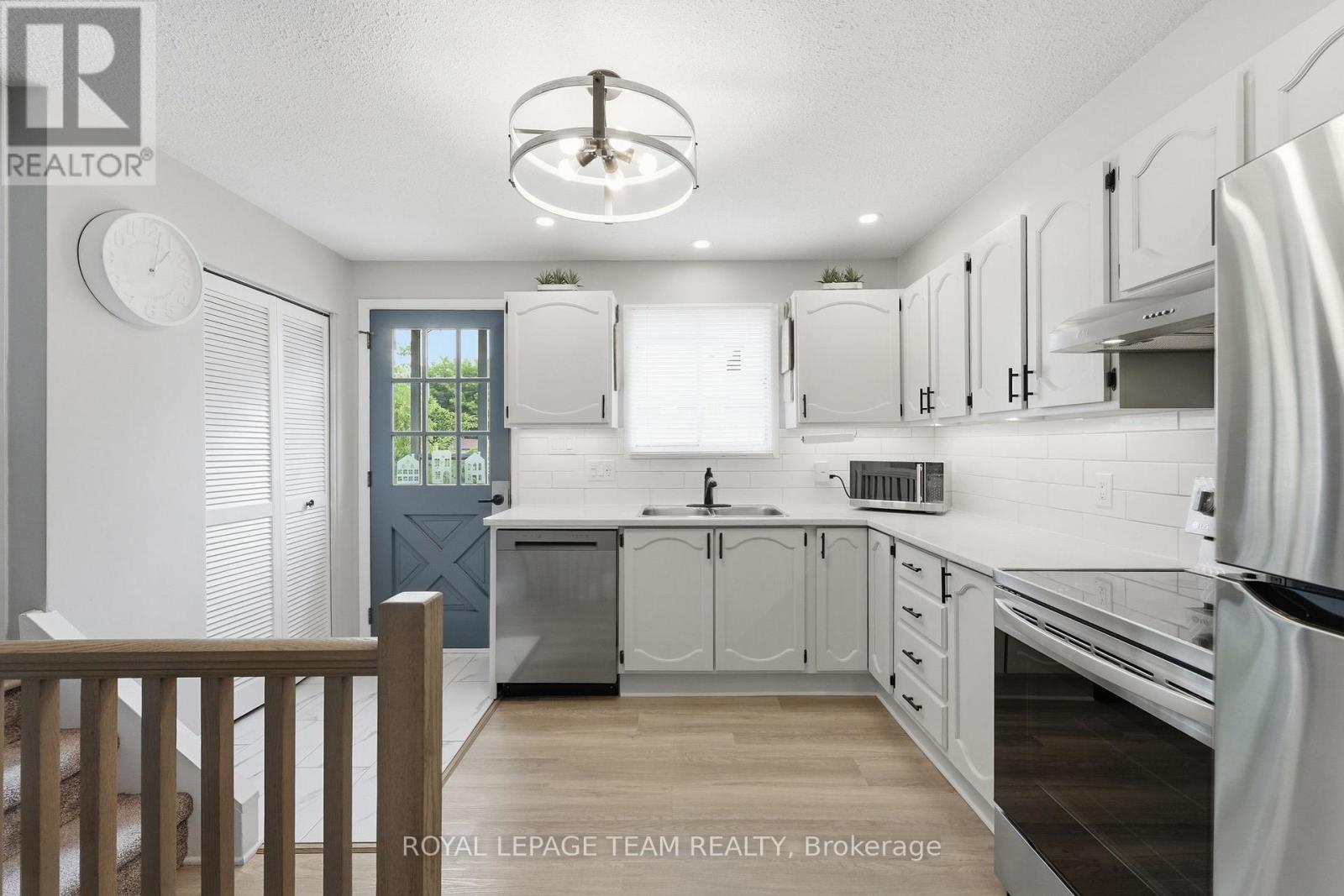 289 Montfort Street, Ottawa, Ontario  K1L 5N7 - Photo 19 - X13576142